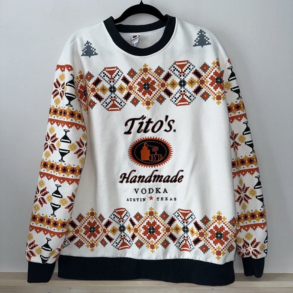 Tito's Handmade Vodka Sweatshirt Mens XL Ugly Christmas Sweater Crewneck‎ Austin